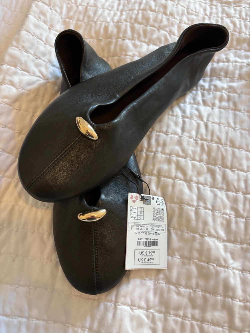 Zara Leather Black Flats w/ Gold Stone